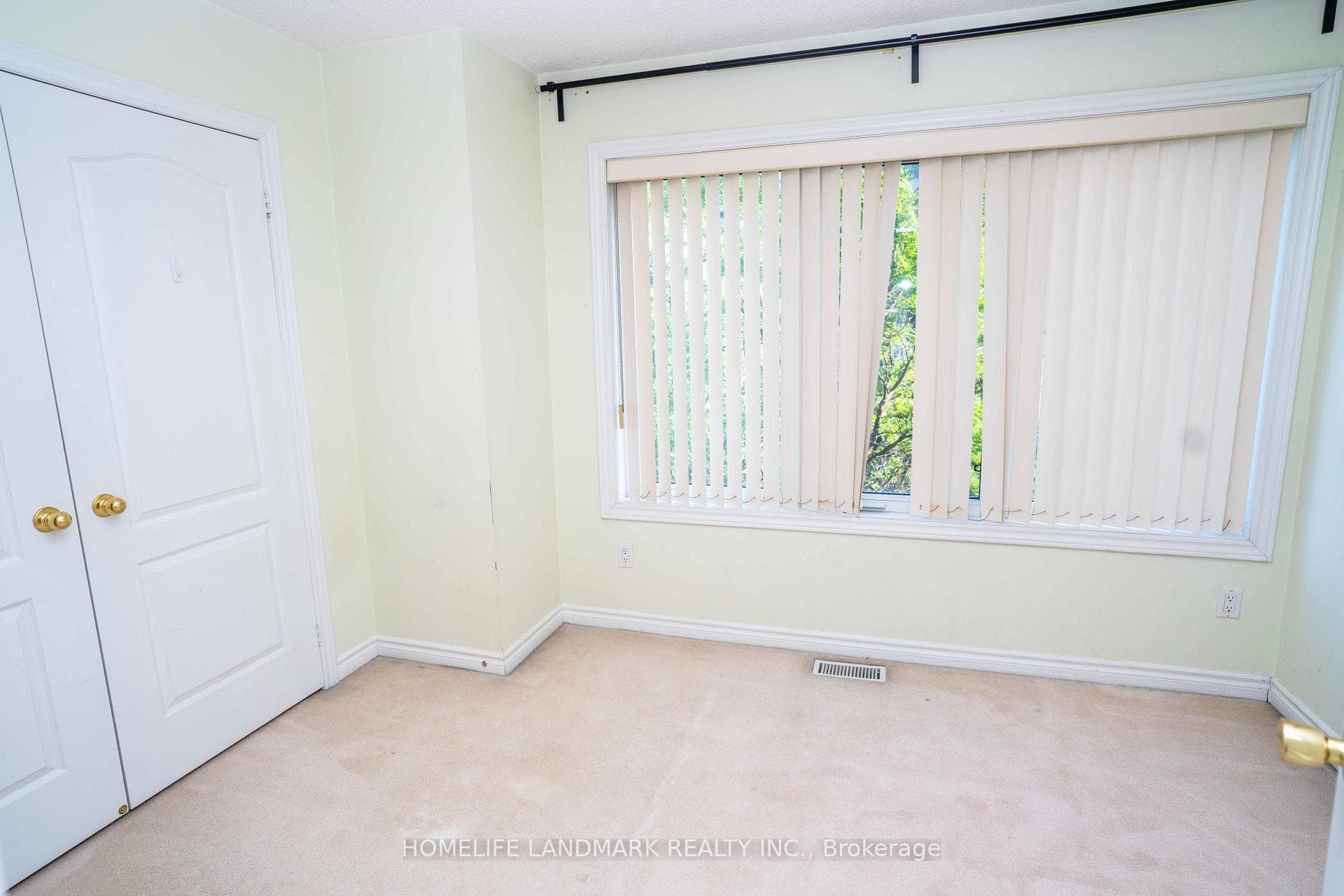 310 South Park Road photo 13
