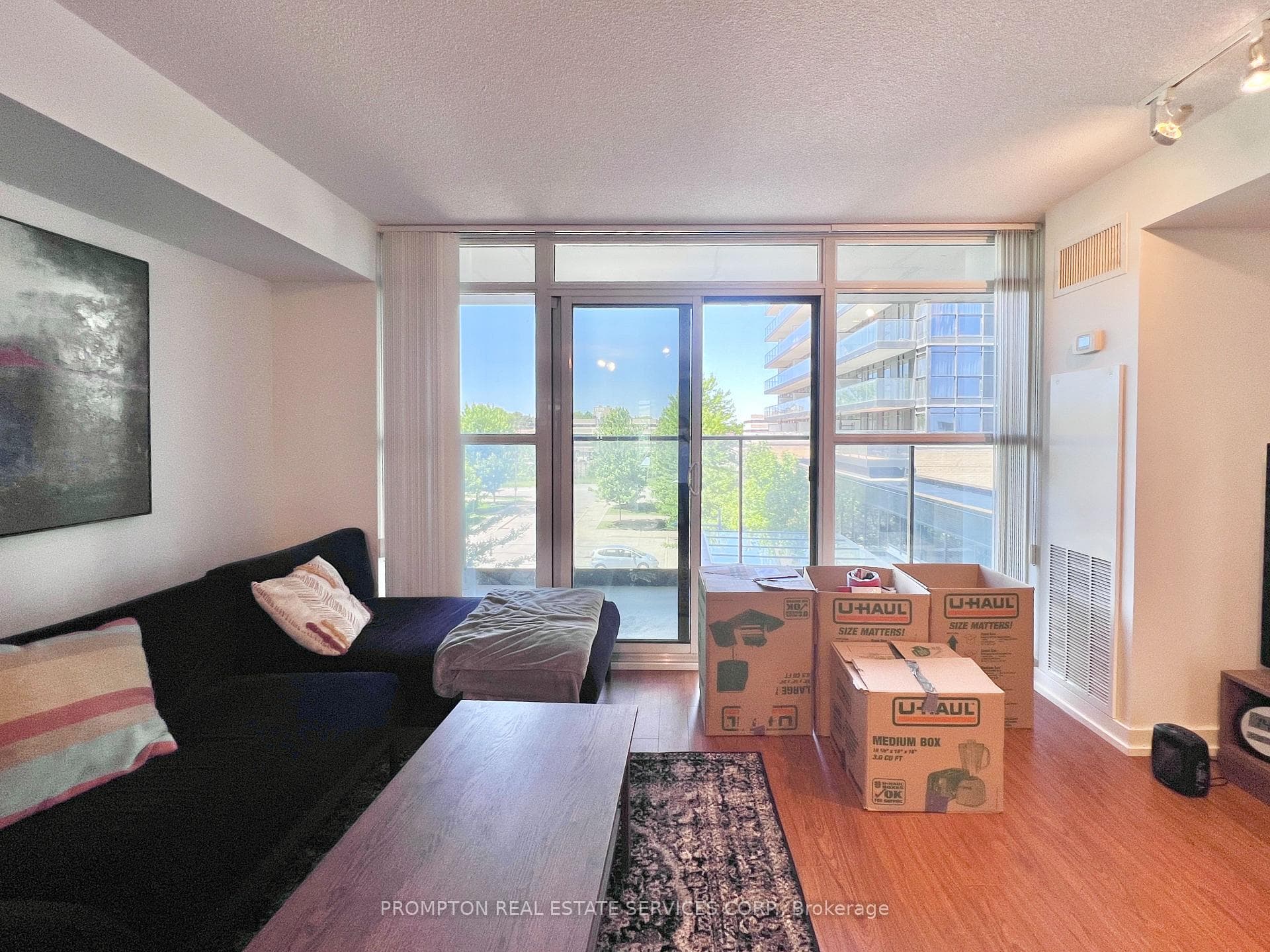 29 Singer Court Unit 309 photo 6