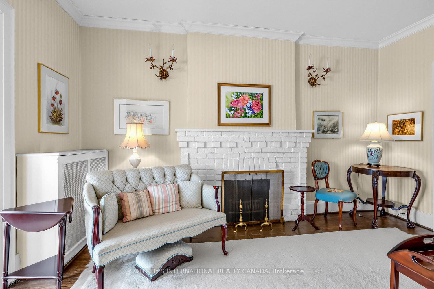 214 Belsize Drive photo 6