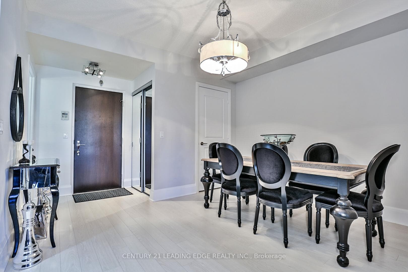 100 Harrison Garden Boulevard Unit 221 photo 9