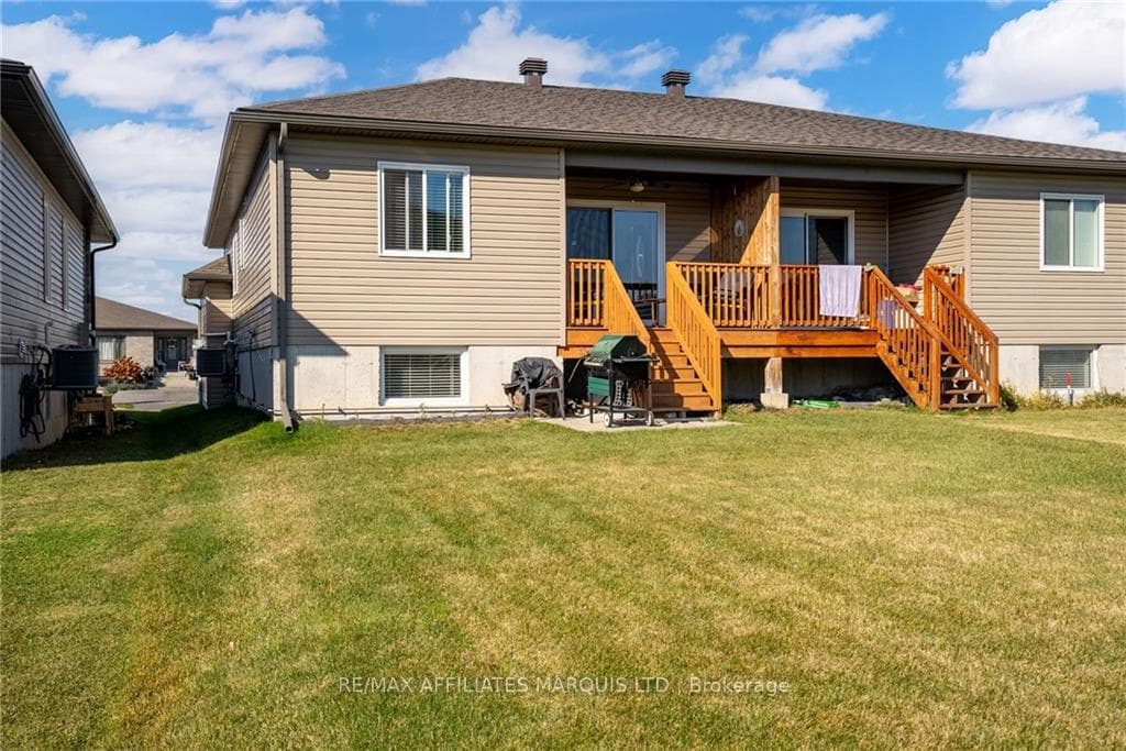2196 BURKE Avenue photo 24