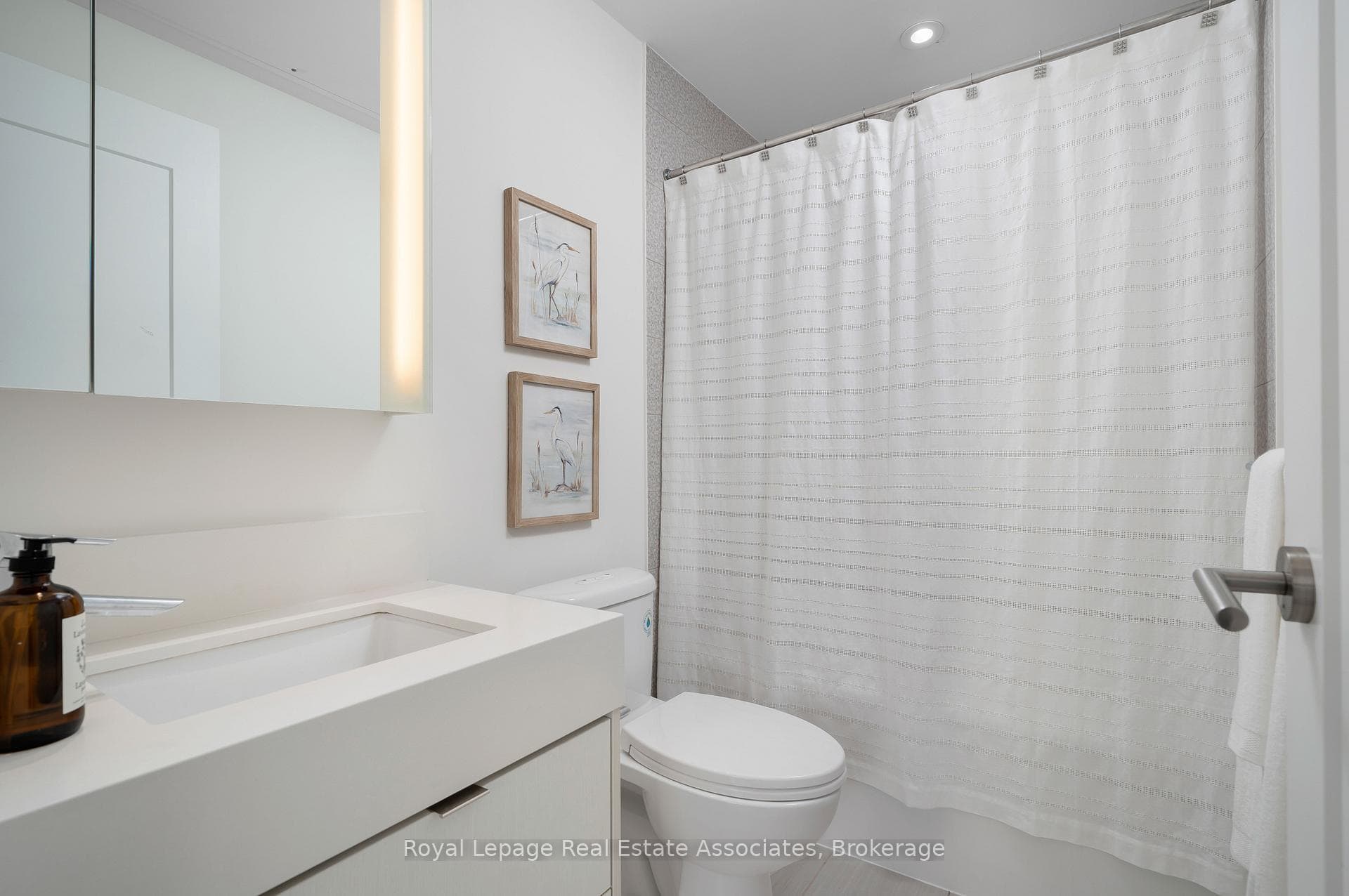10 York Street Unit 4603 photo 18