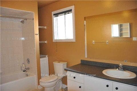 3915 Baggins Court photo 17