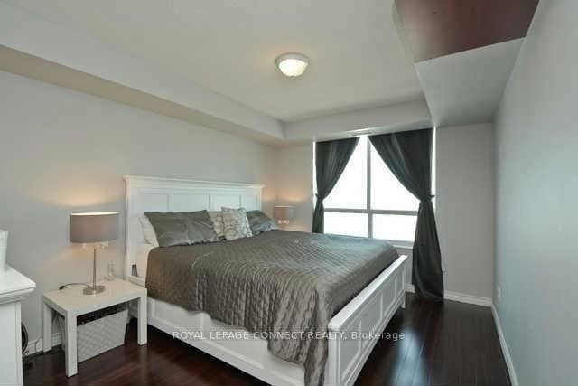61 Town Centre Court Unit 2208 photo 10