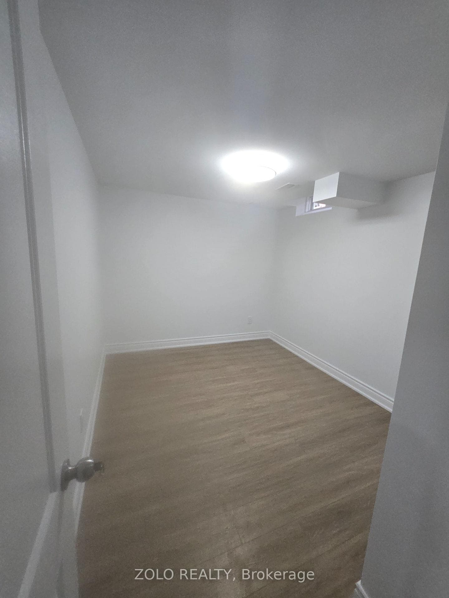 1800 William Lott Drive Unit Basement Apartment photo 12