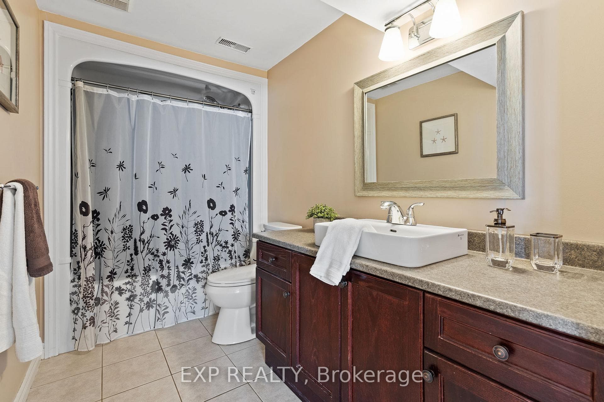 4052 Barry Drive photo 28