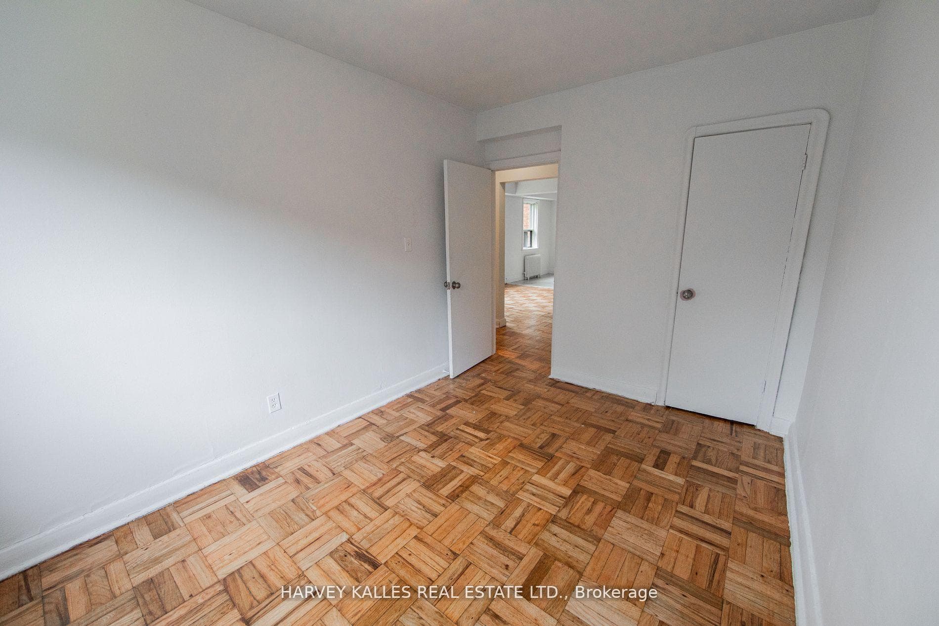 33 Glen Everest Road Unit 2 photo 18