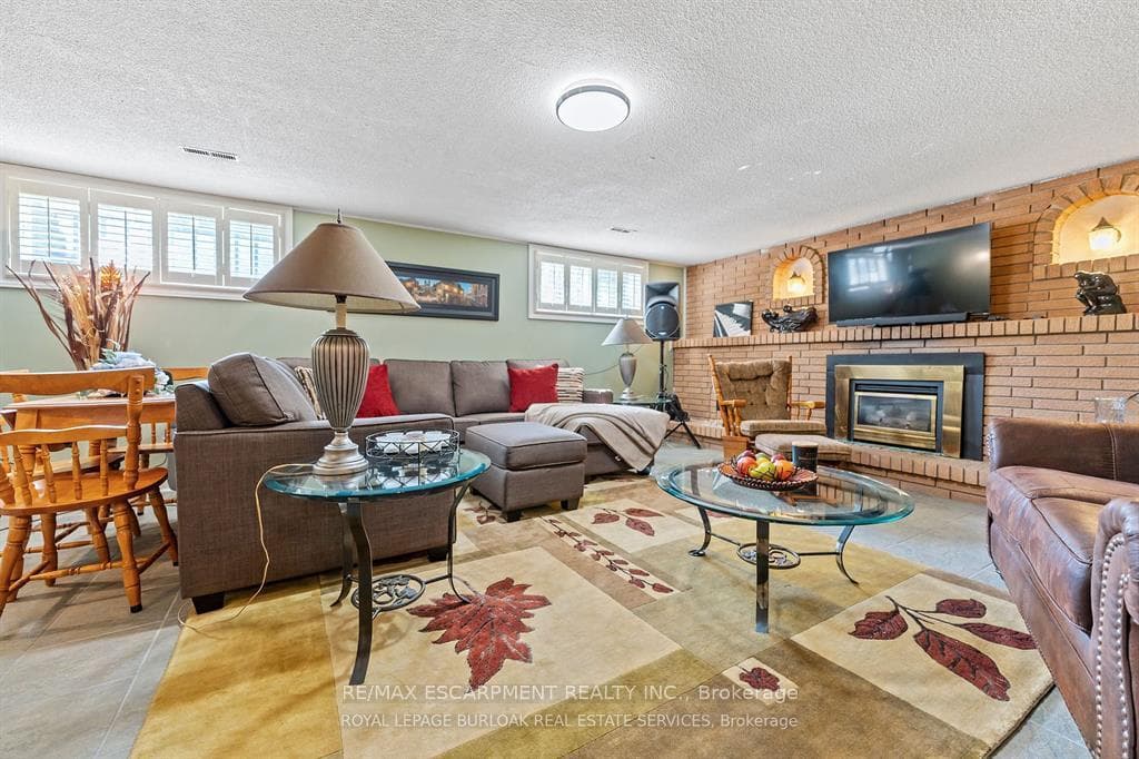 299 EASTDALE Boulevard photo 28