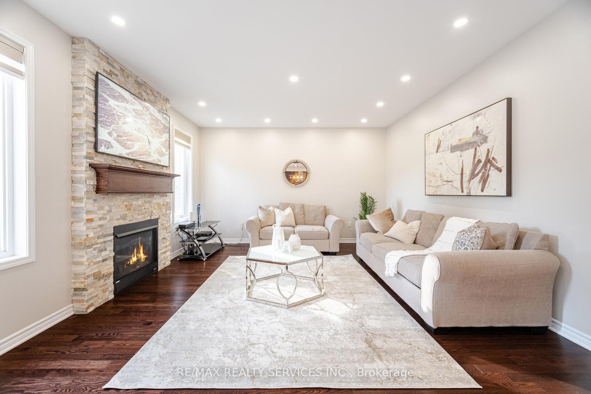 43 Cirrus Crescent photo 17