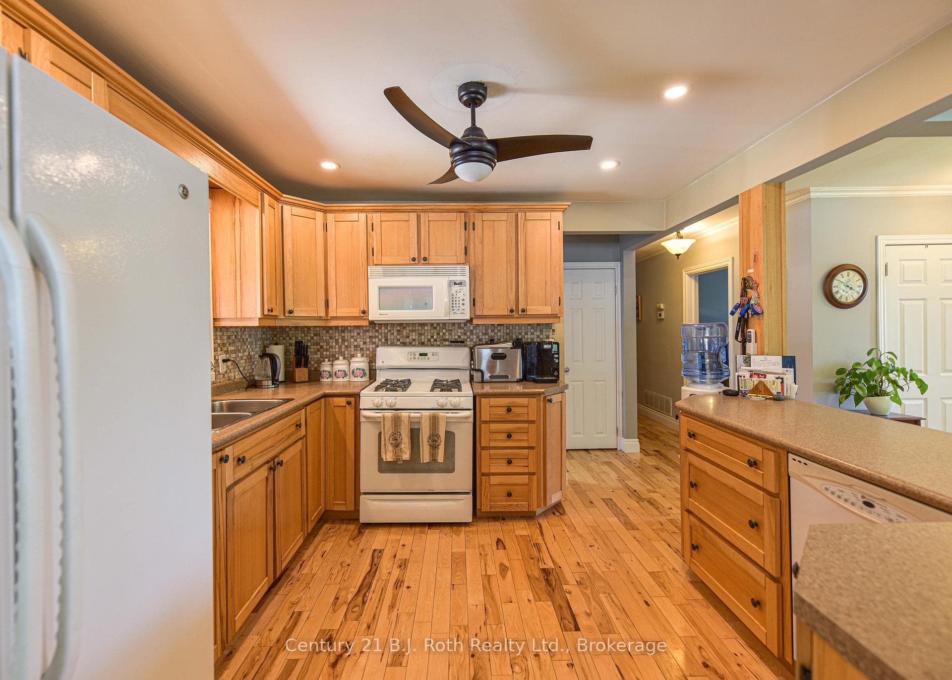 138 LAKE DALRYMPLE Road photo 24