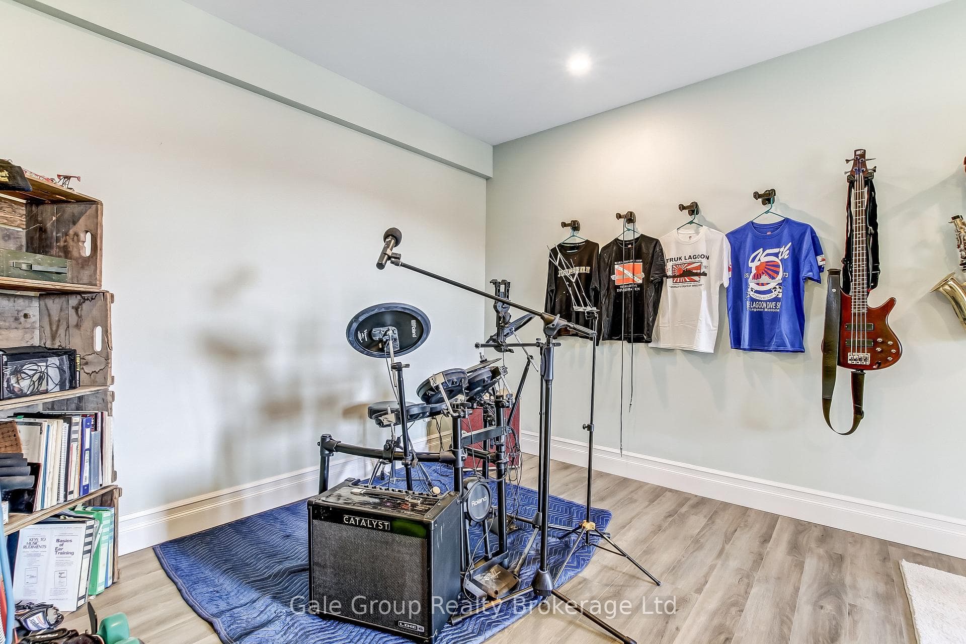 Basement Bedroom (no Closet)