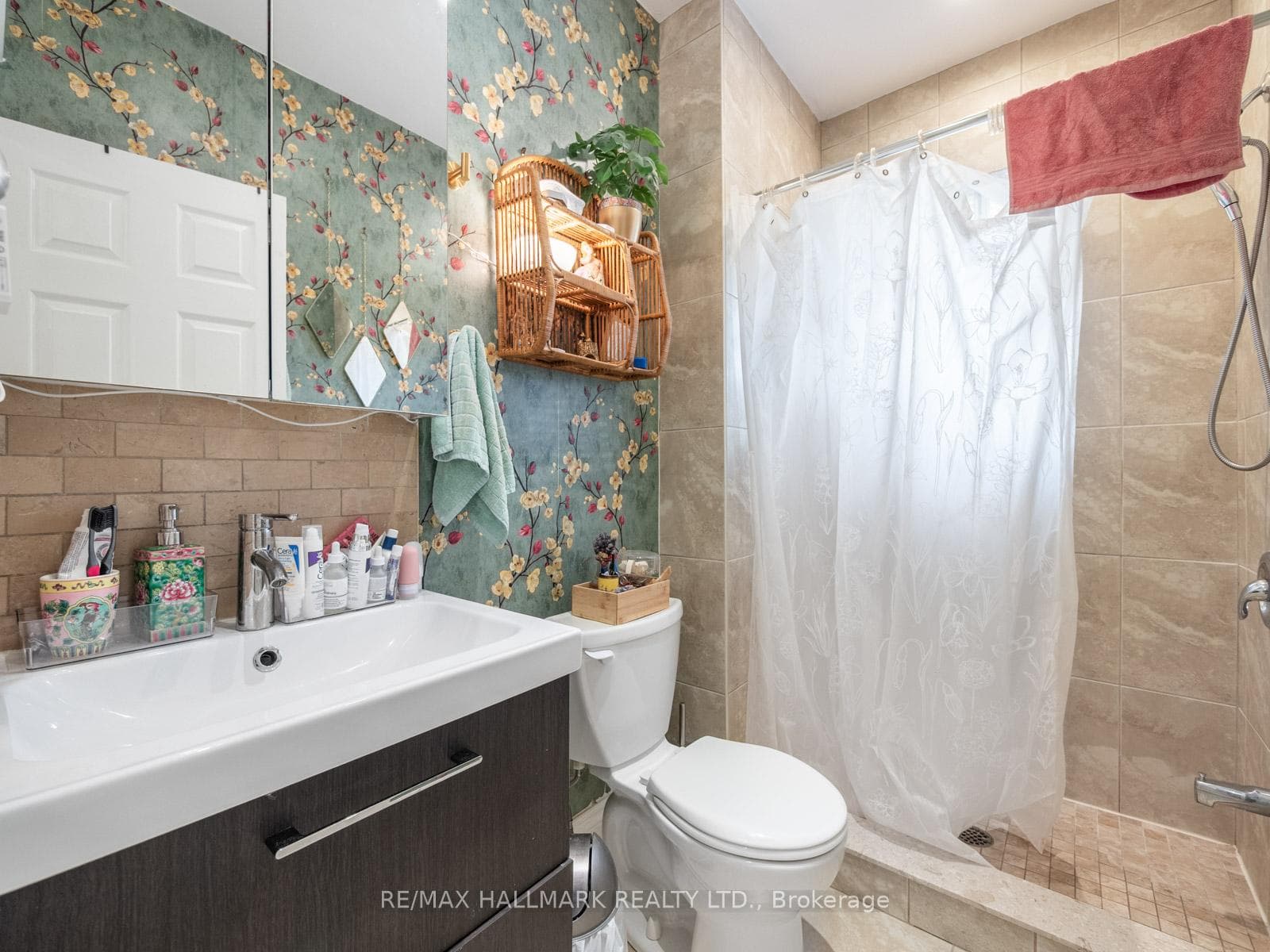 269 Danforth Avenue Unit 3rd flr photo 25