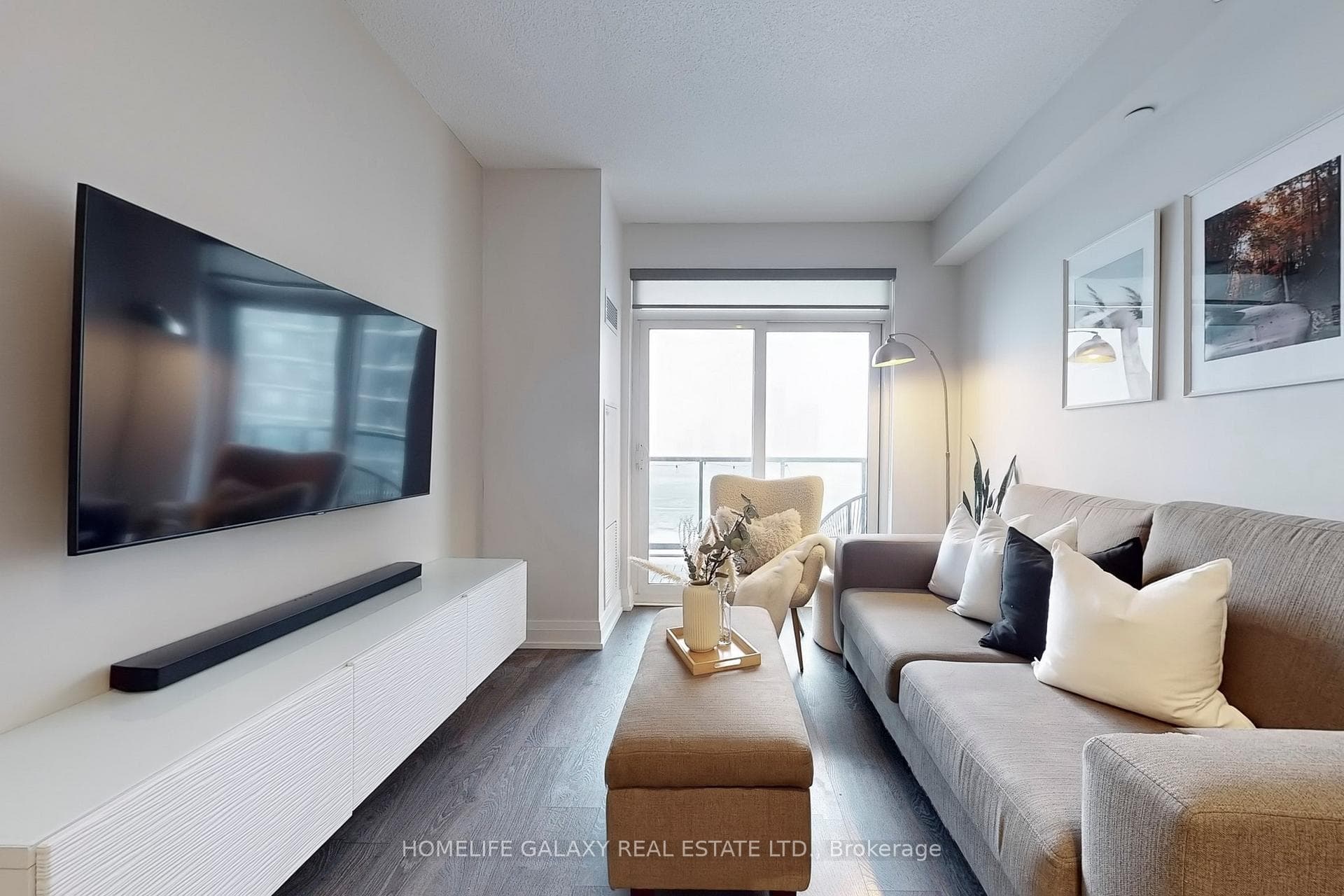 3700 Highway 7 Road Unit 2011 photo 3
