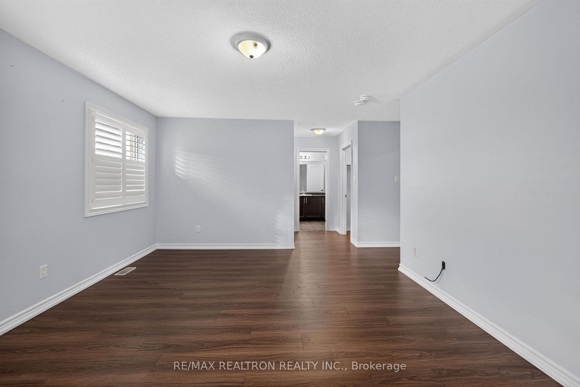 42 Cale Avenue photo 36