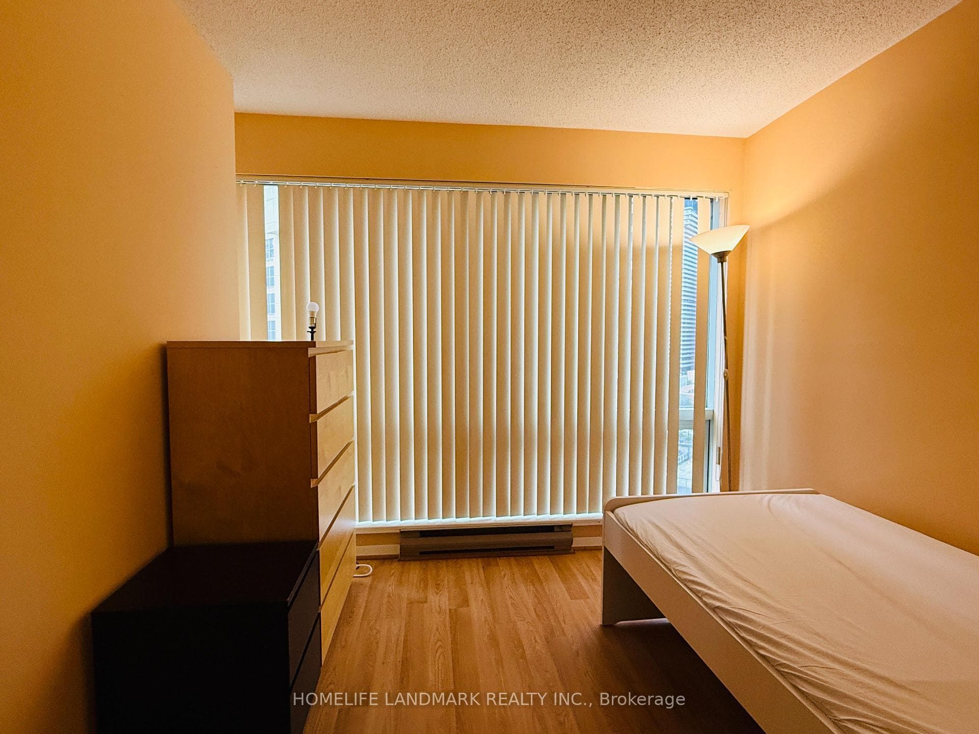 1001 bay Street Unit 1106 photo 12