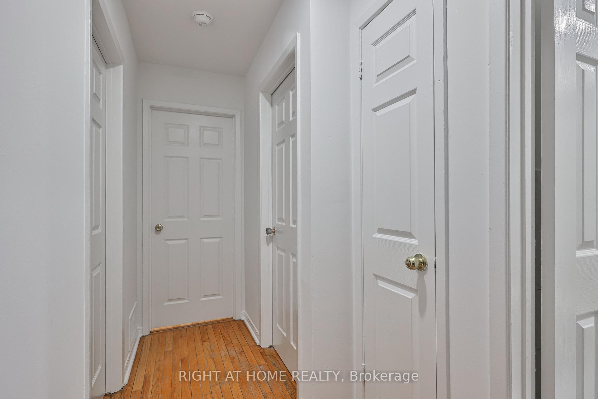 3783 Keenan Crescent Unit Upper photo 13