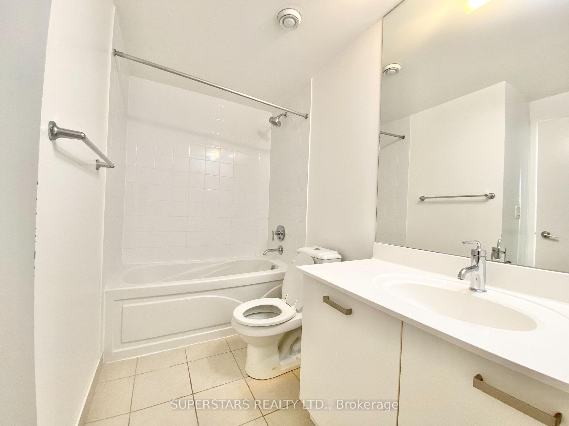 832 Bay Street Unit 4302 photo 7