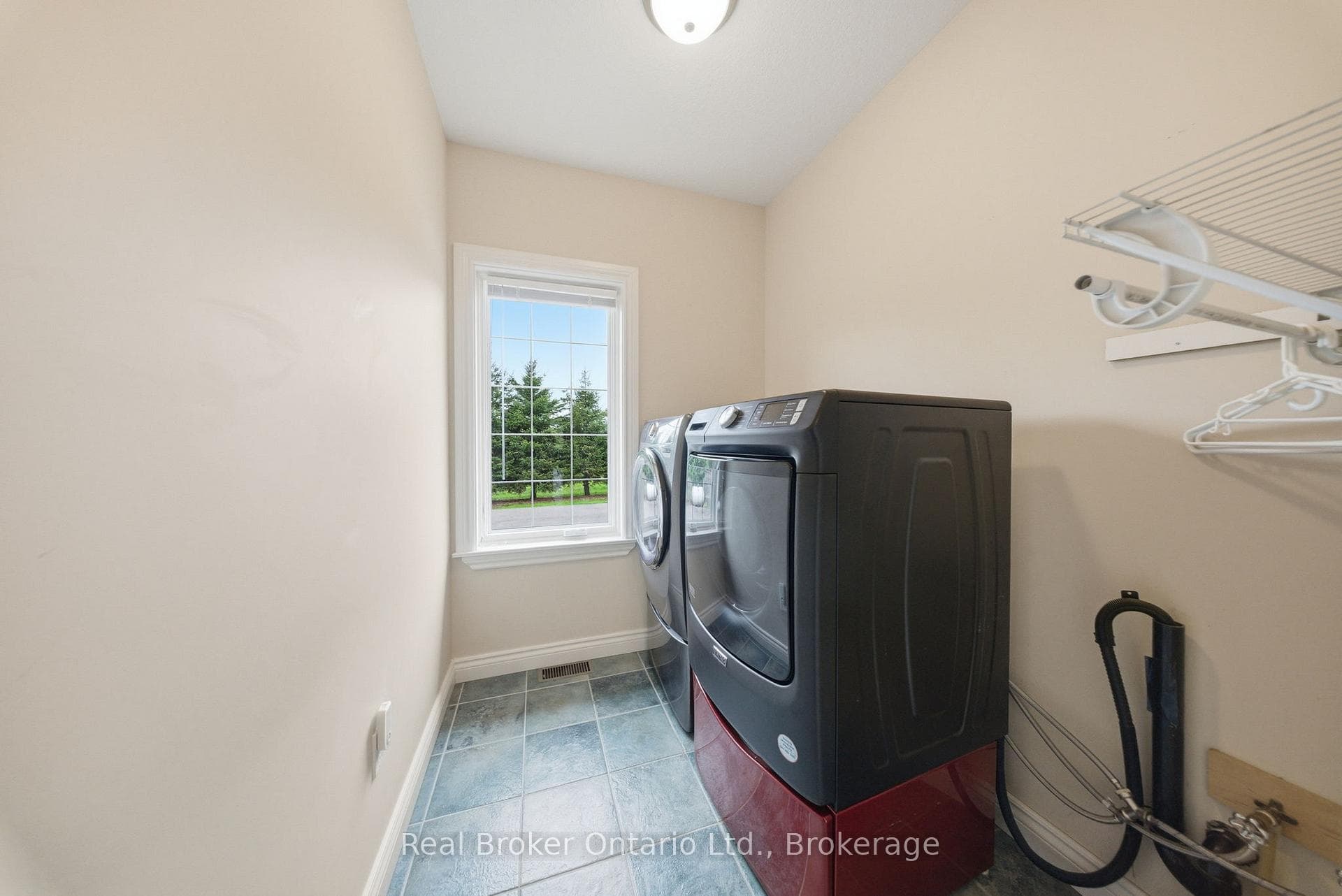 4760 Nassagaweya-Puslinch Townline photo 17