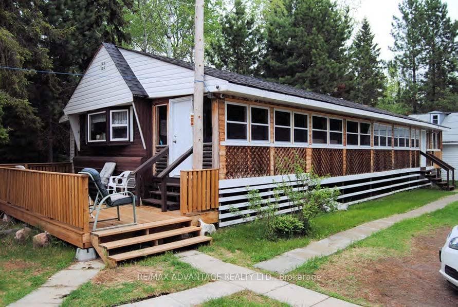 1594 Lakeshore Drive photo 12