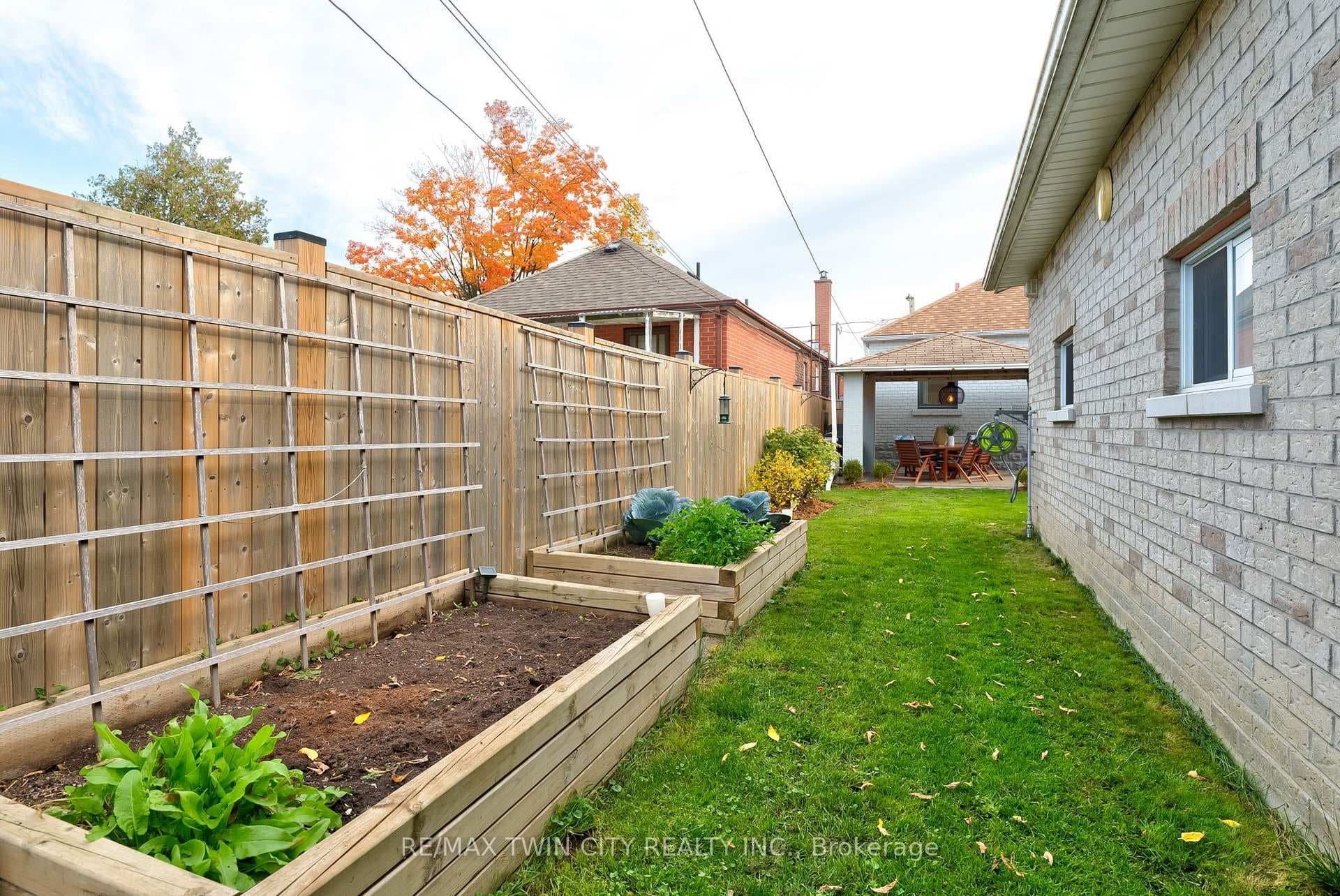 12 Nineteenth Street photo 29