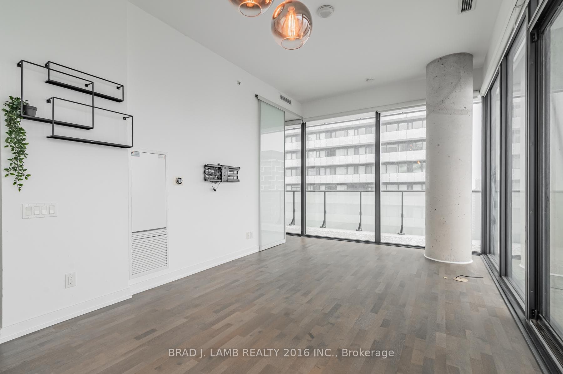185 Roehampton Avenue Unit 3403 photo 4
