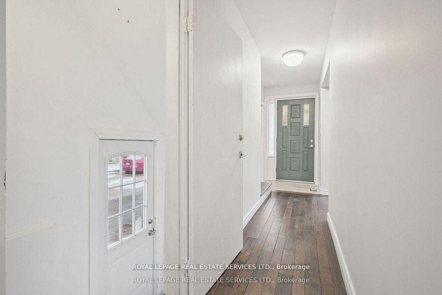 256 Zelda Crescent photo 18