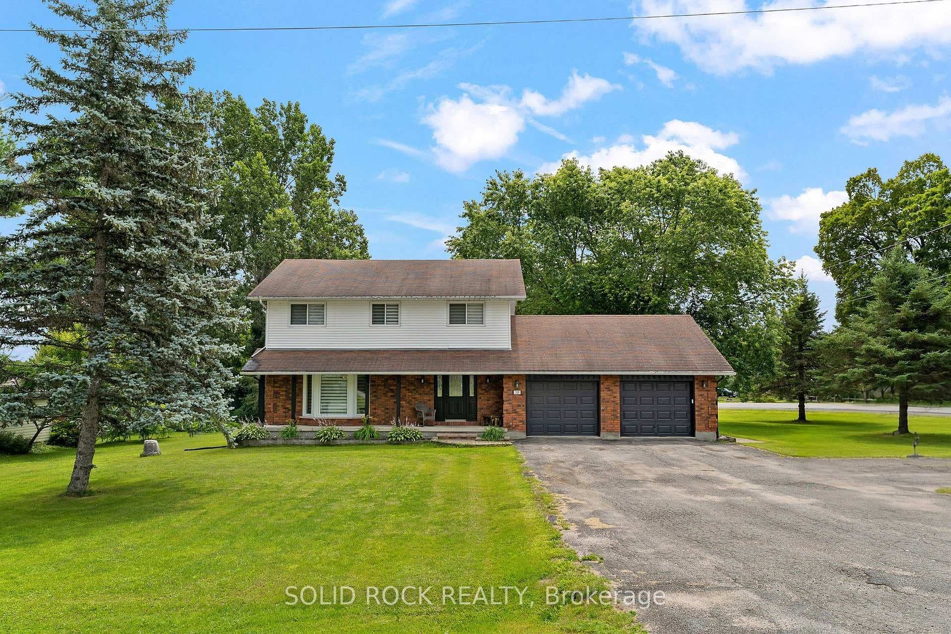 708 Mckenzie Avenue photo 1