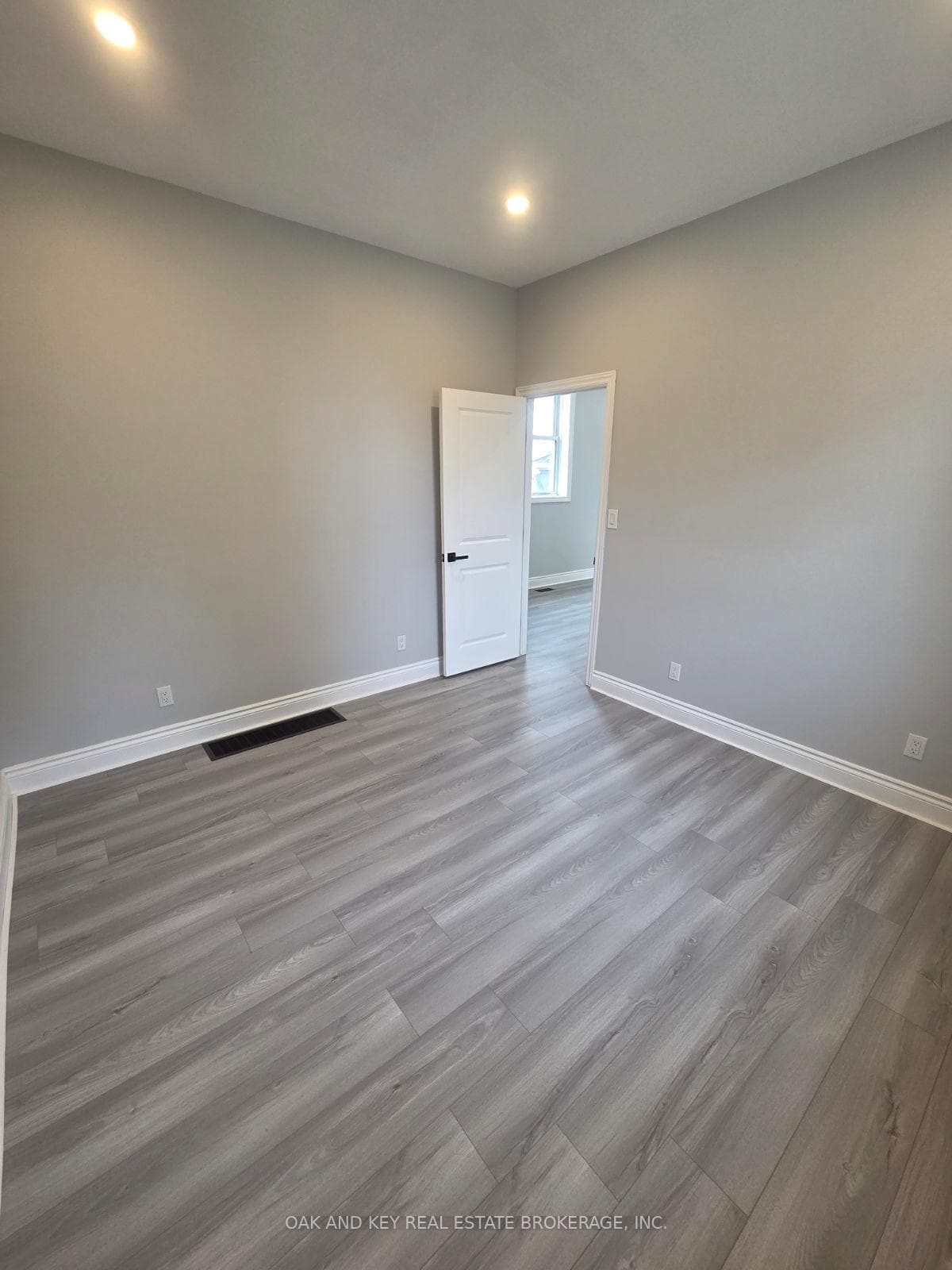 22933 Hagerty Road photo 11