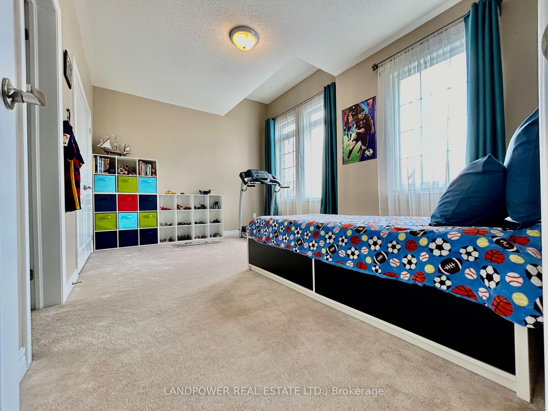 109 Busch Avenue photo 21