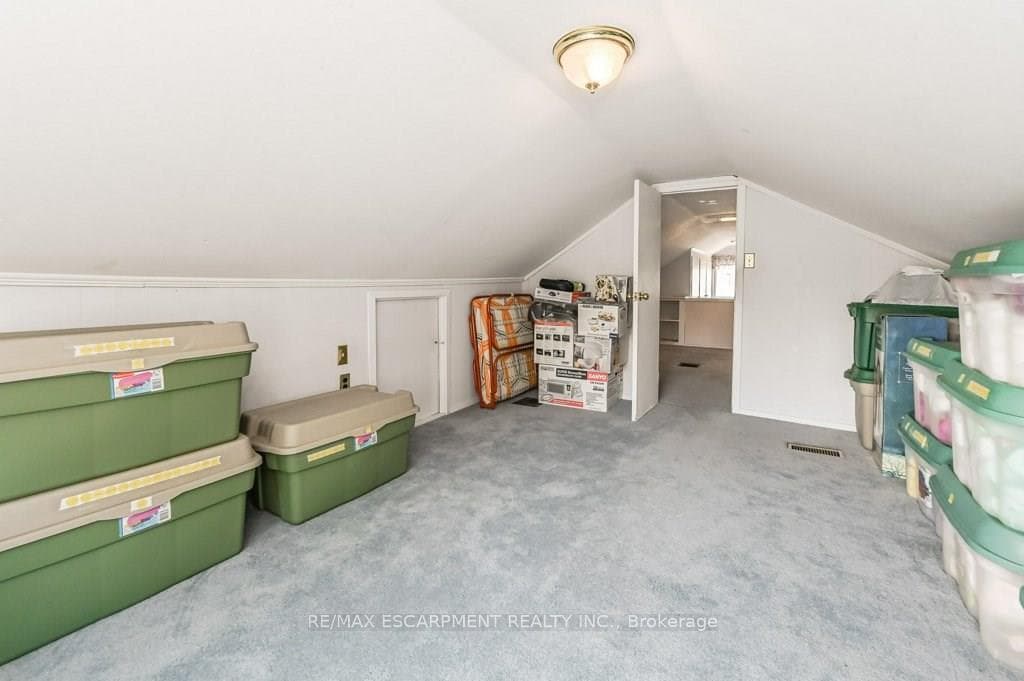 641 Limeridge Road photo 13