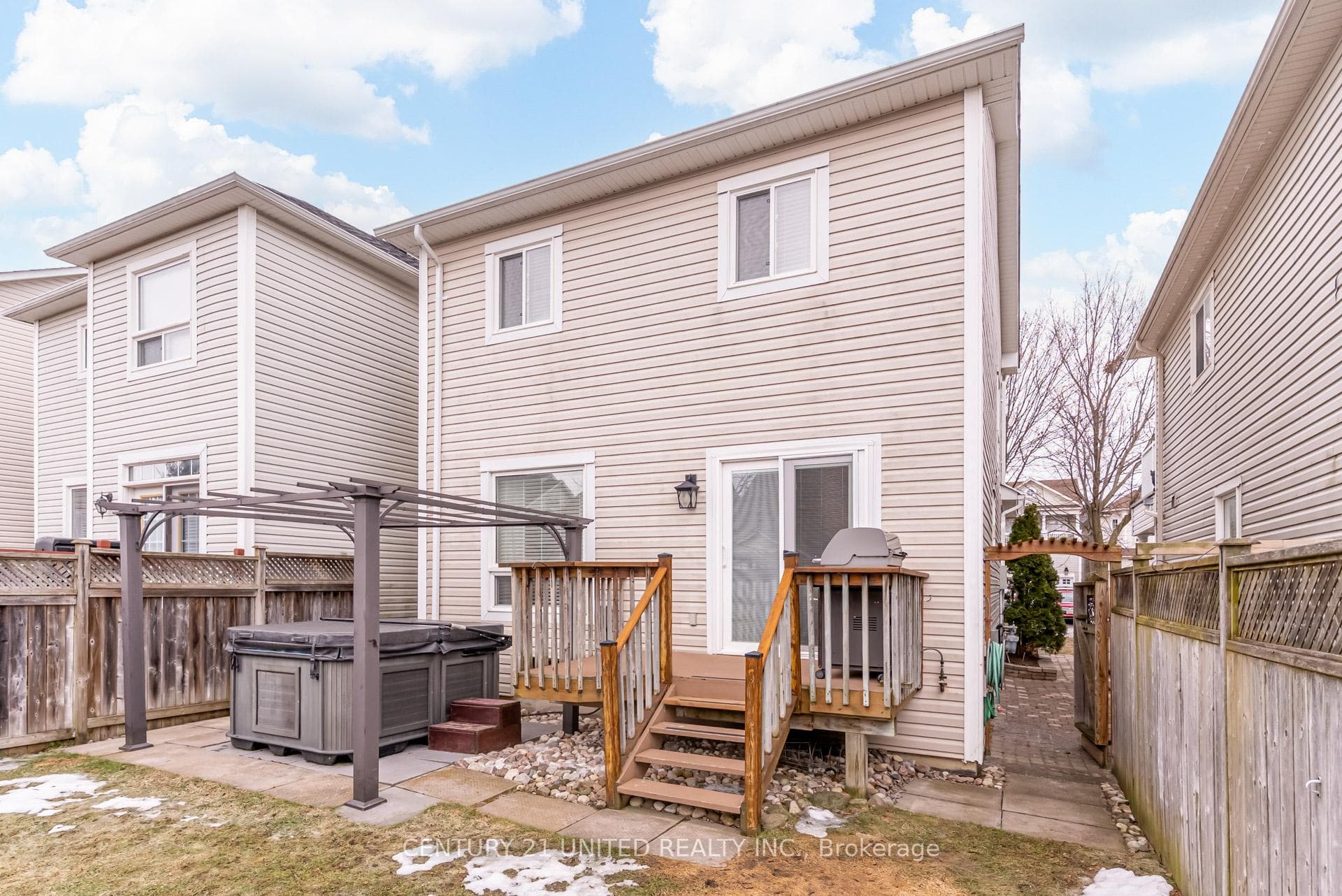 67 Ault Crescent photo 42