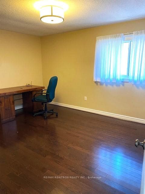 14 Marksbury Court photo 19