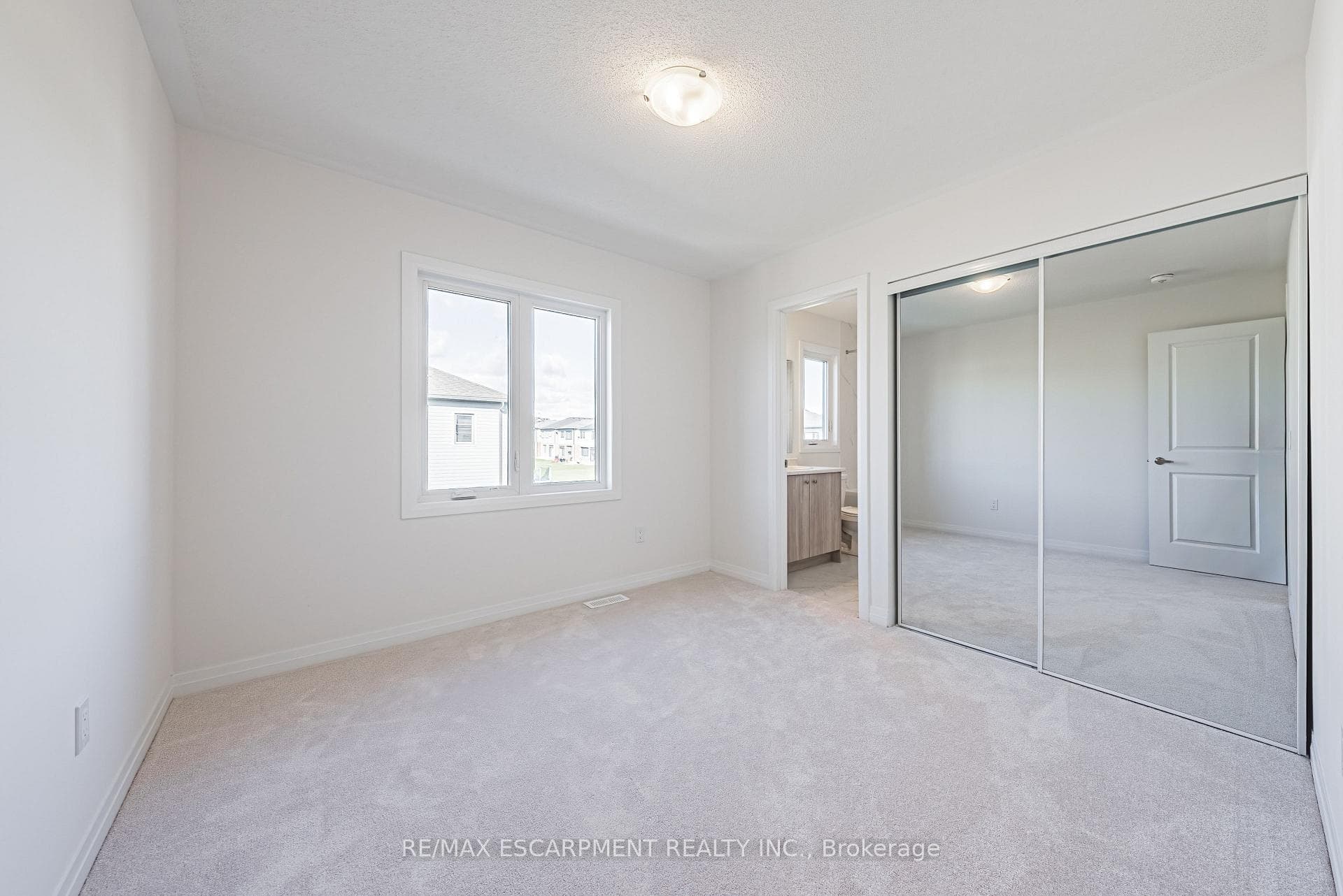 208 Provident Way photo 25