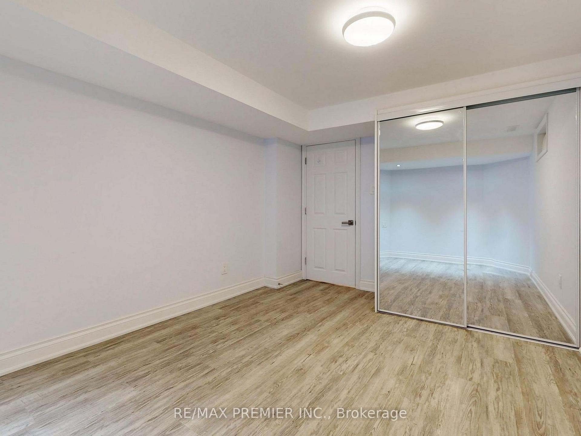 116 Hudson Crescent photo 23