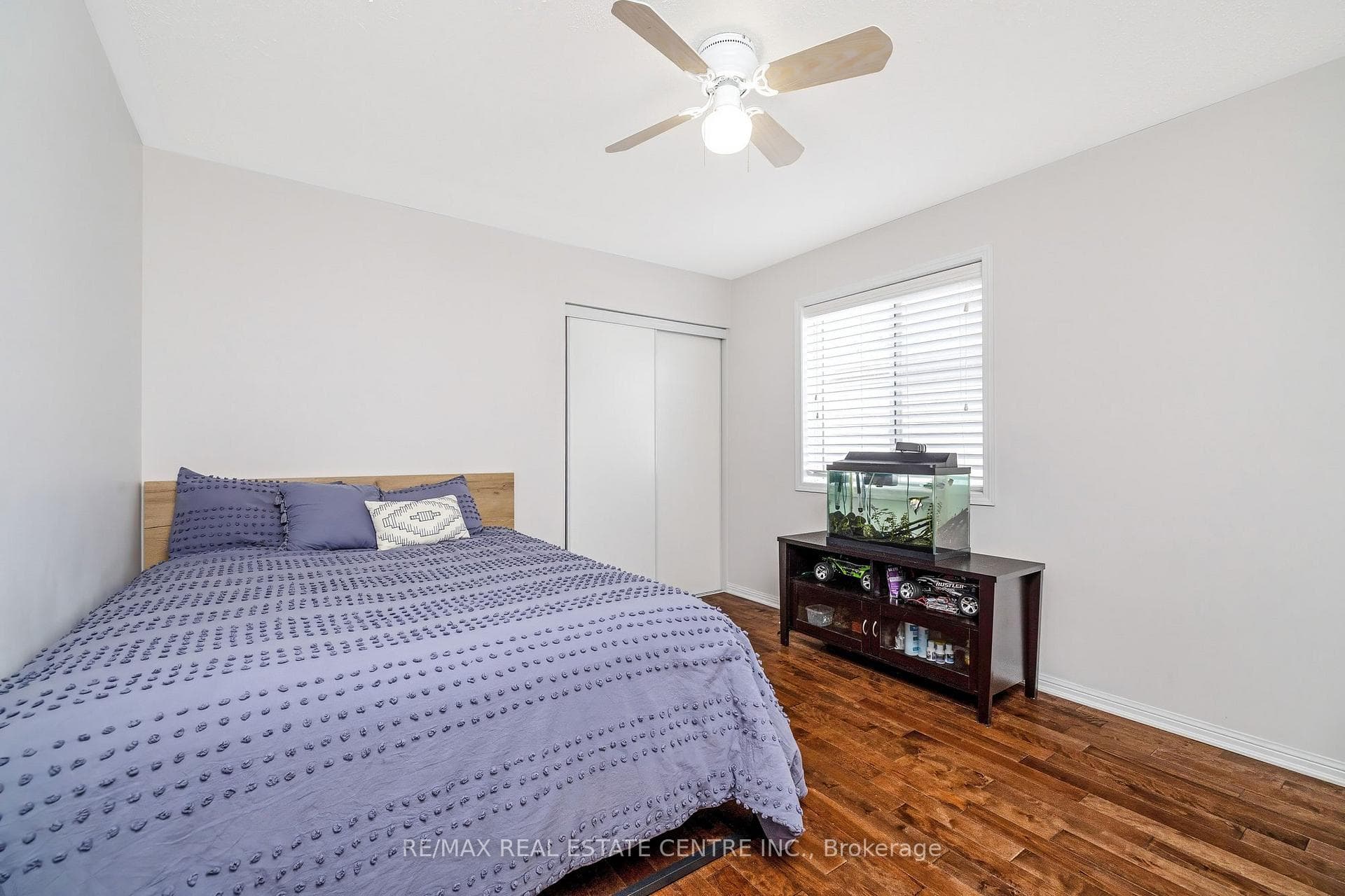 823 Biggar Heights photo 31