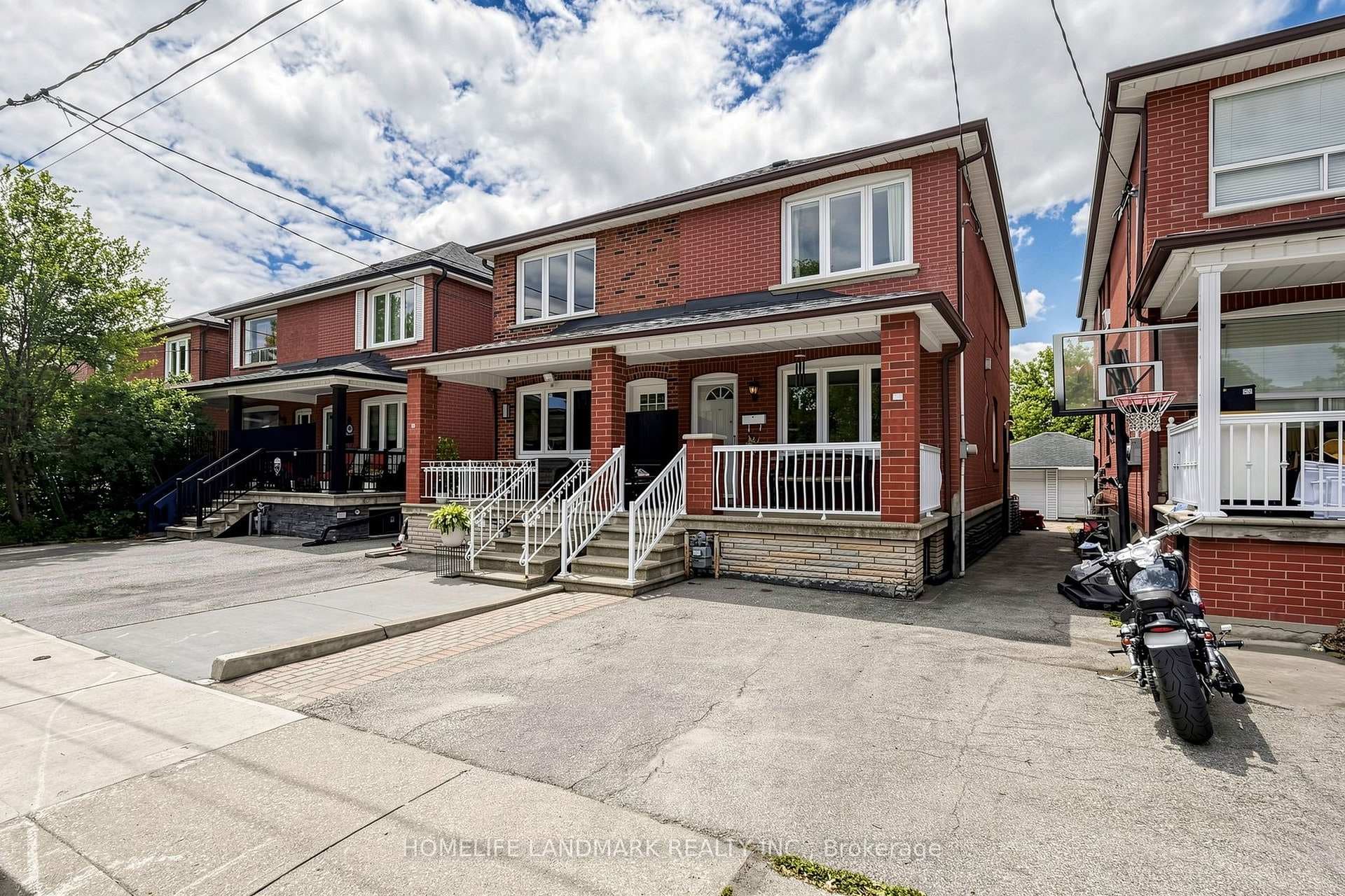 484 Glenholme Avenue photo 2