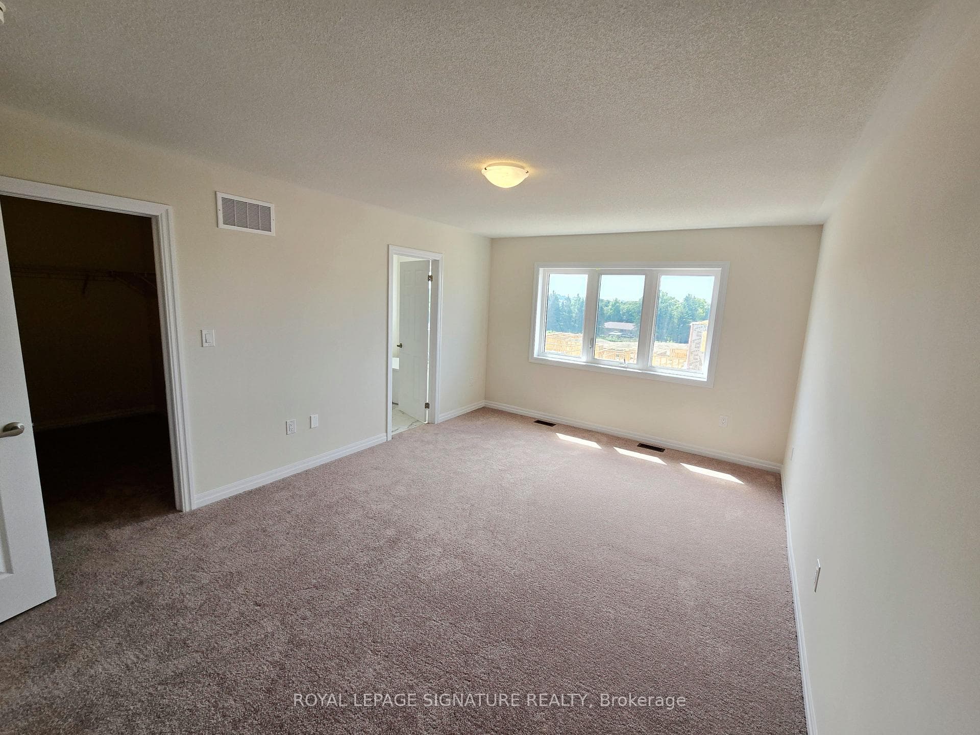 175 Flood Avenue photo 11