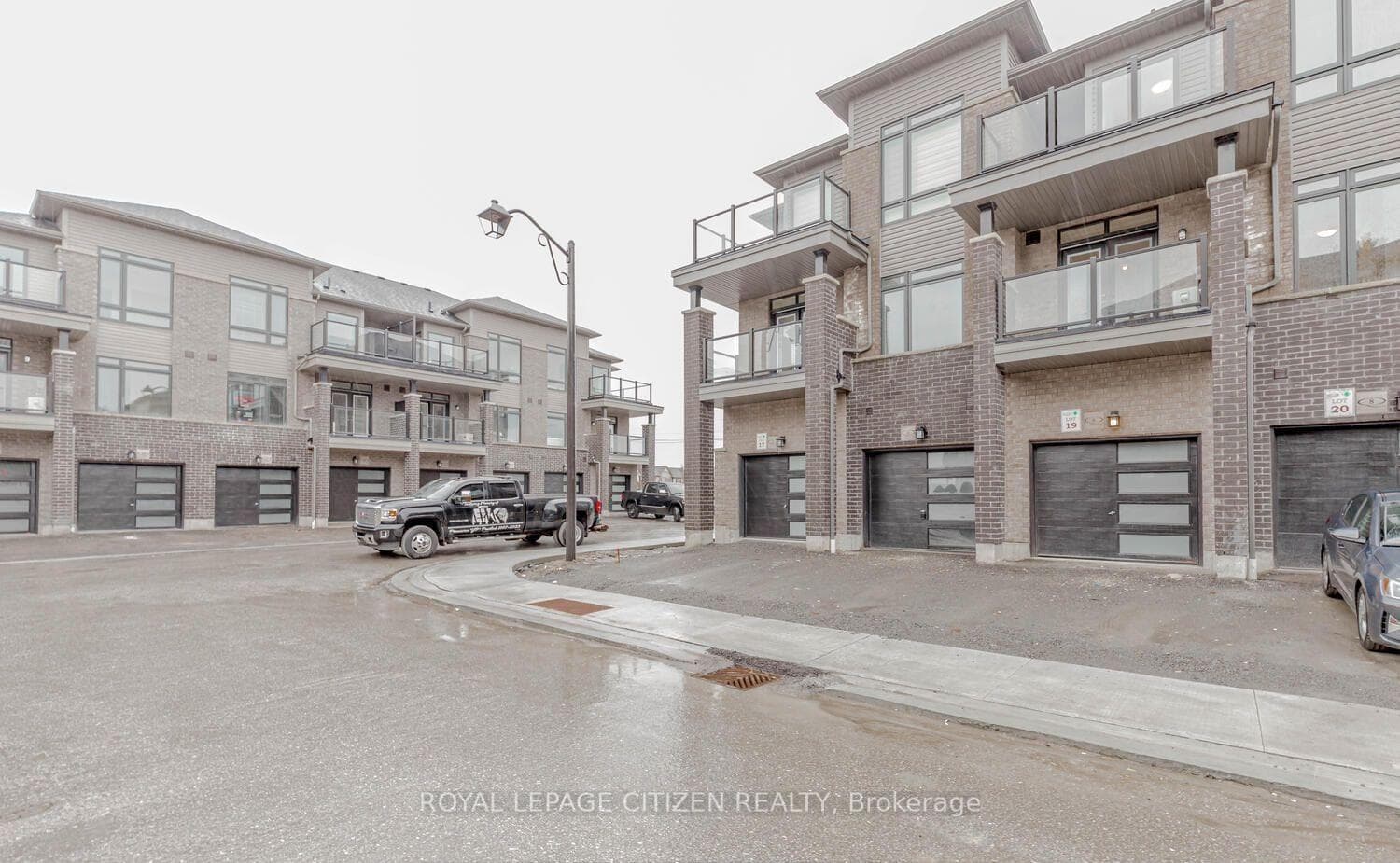 24 Esquire Way photo 21