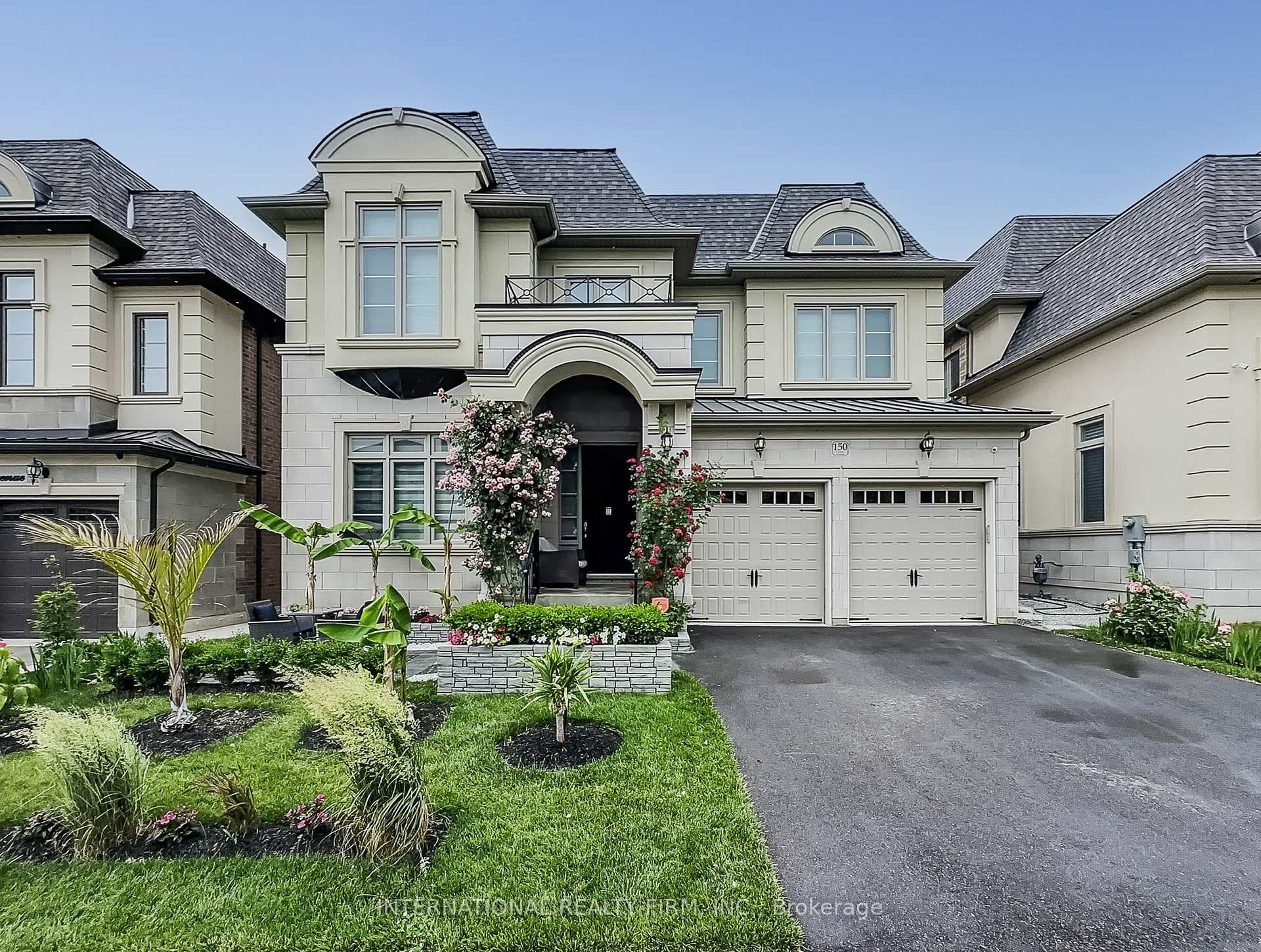 150 Cannes Avenue photo 3