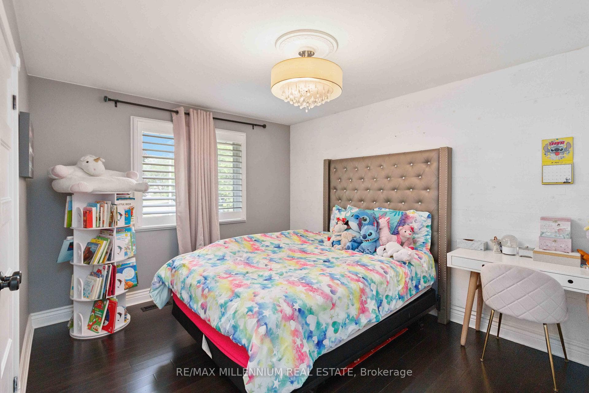 250 Daphne Avenue photo 28