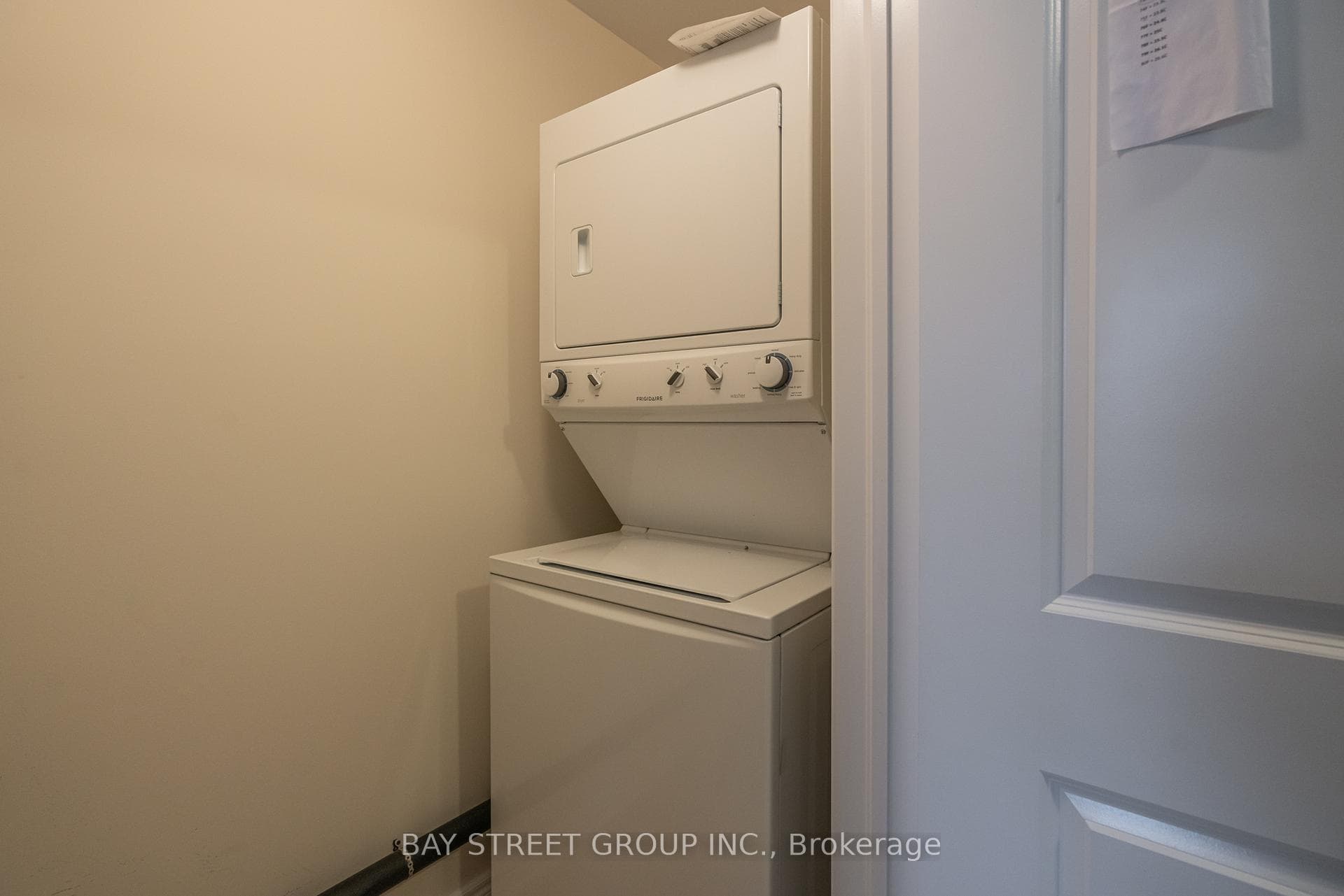 263 Georgian Drive Unit 201 photo 18