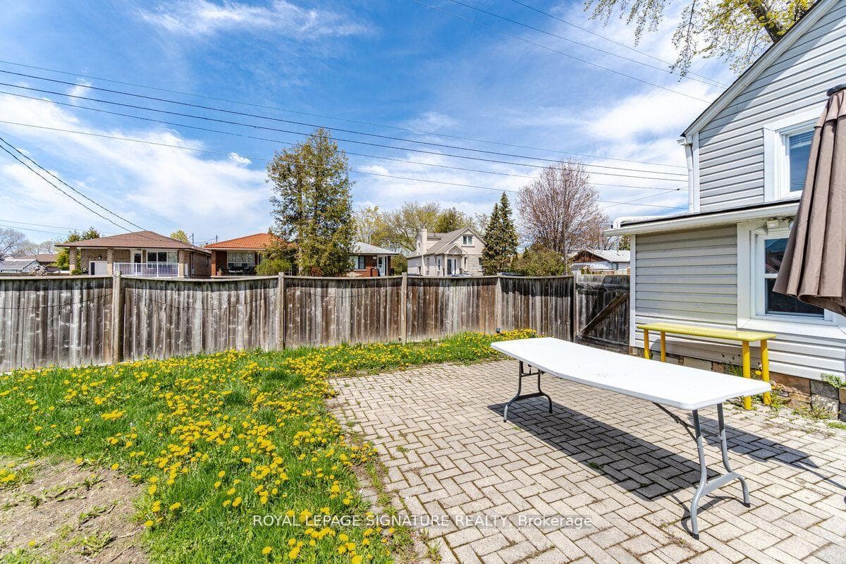 1078 Eastmount Avenue Unit 2 photo 21