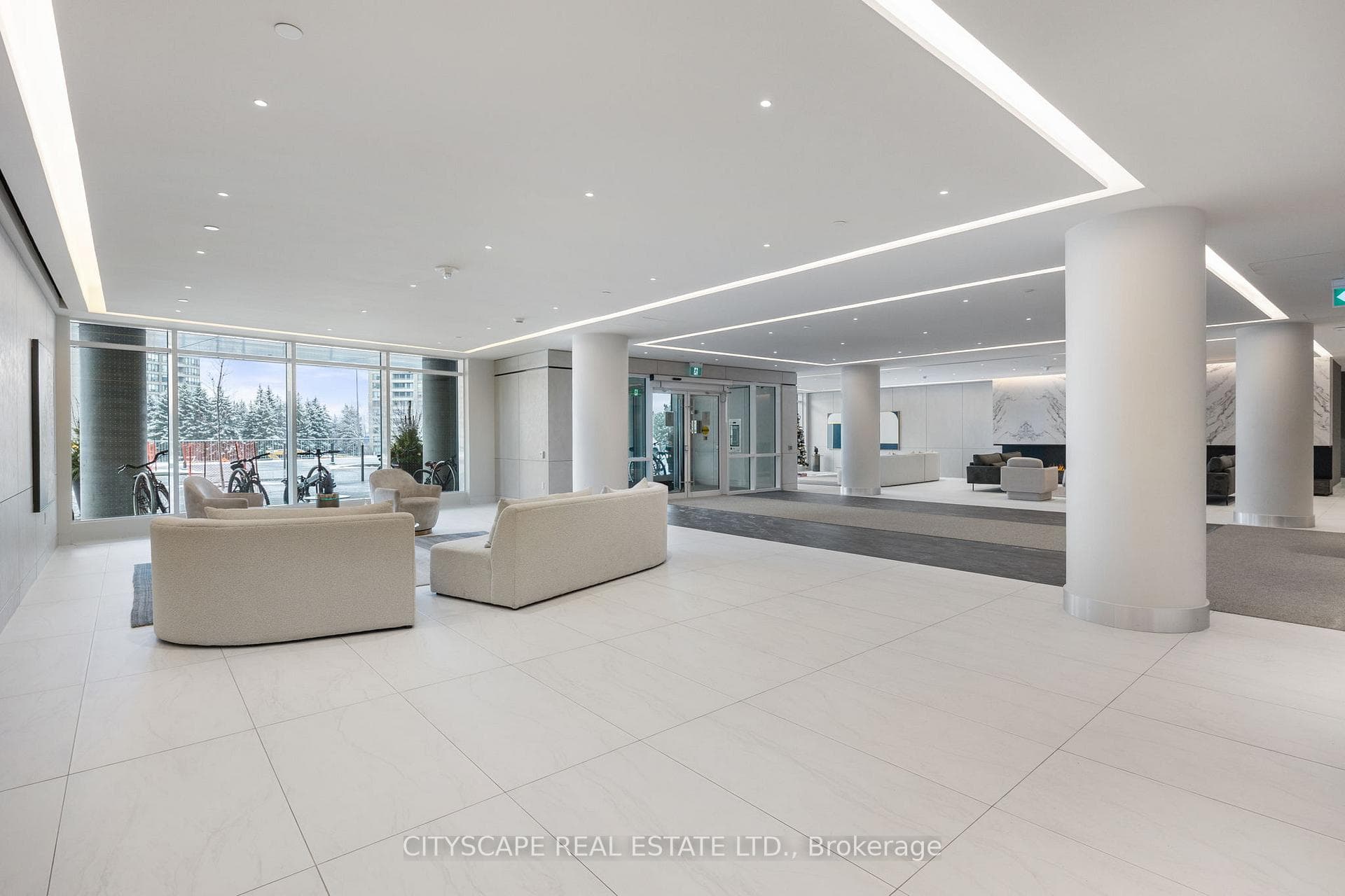 30 Upper Mall Way Unit 501 photo 18