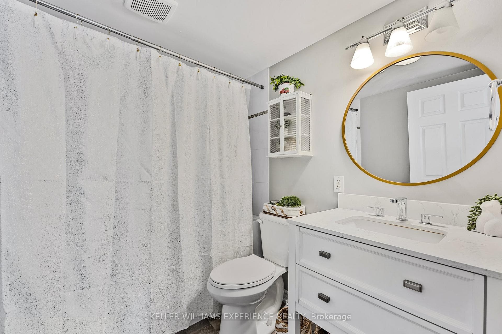 1174 Alfred Street photo 15