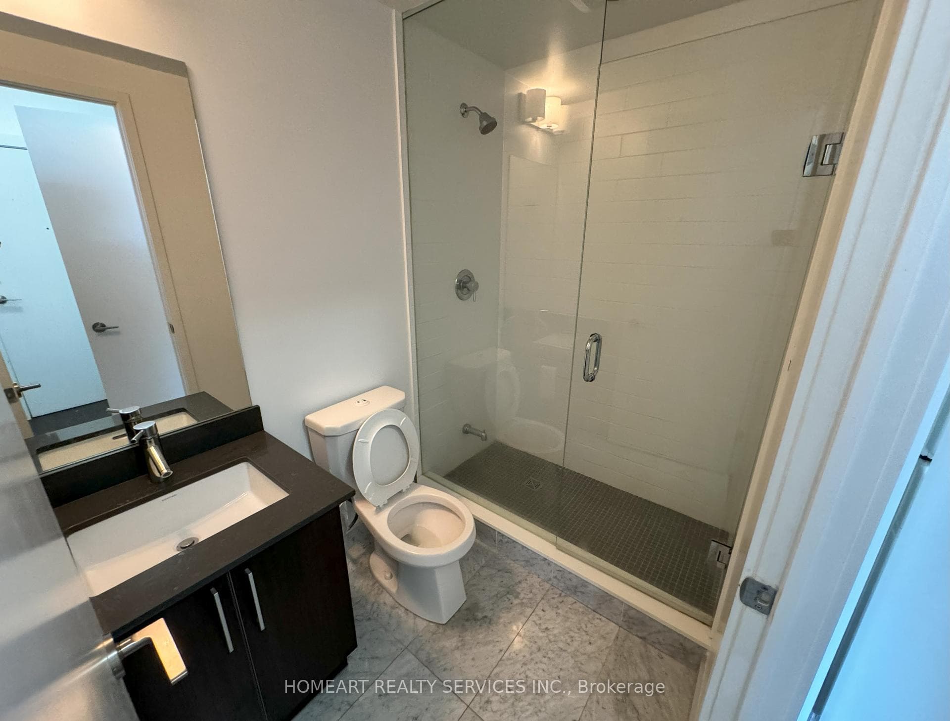 20 Bruyeres Mews Unit 2105 photo 3