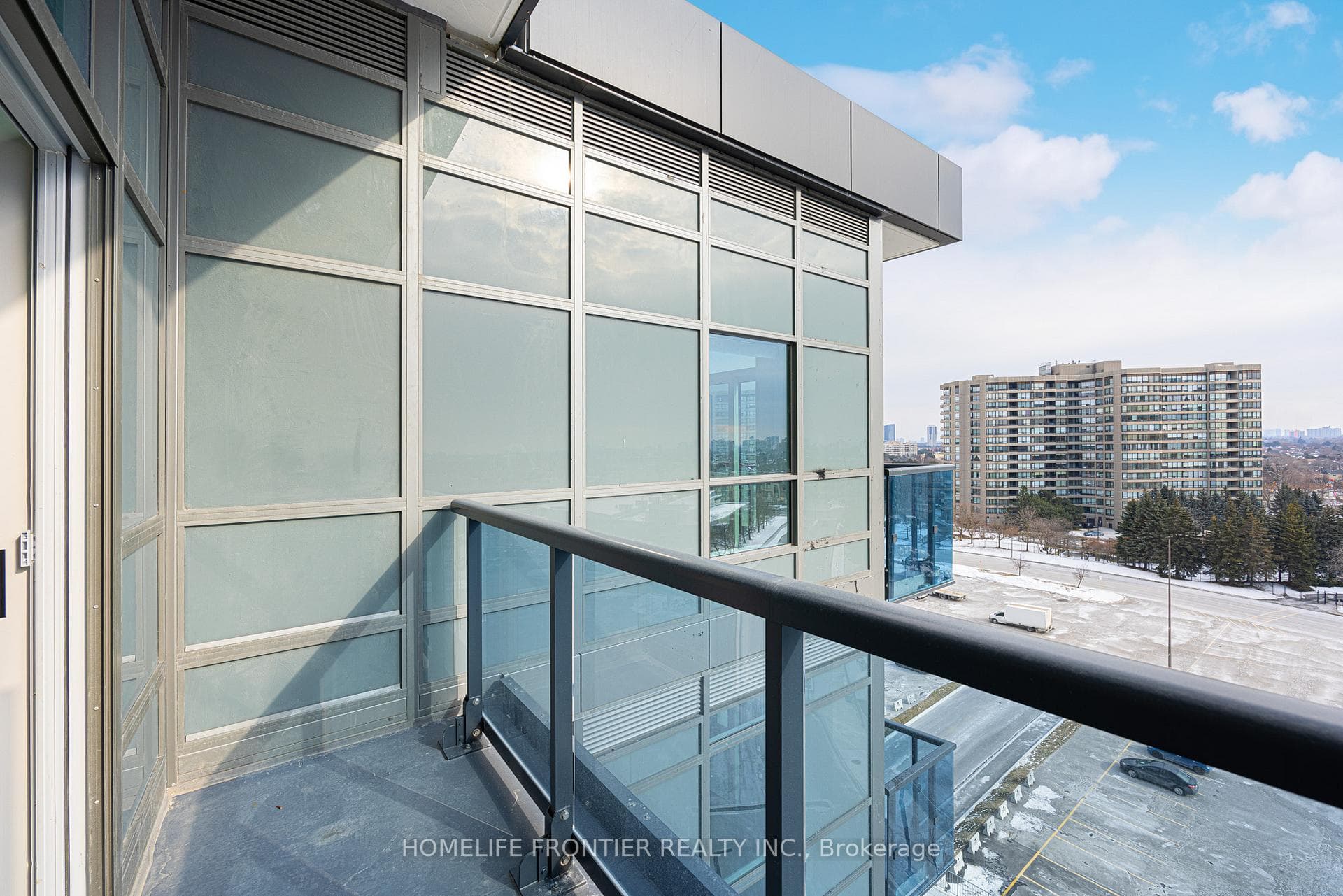 30 Upper Mall Way Unit 710 photo 10