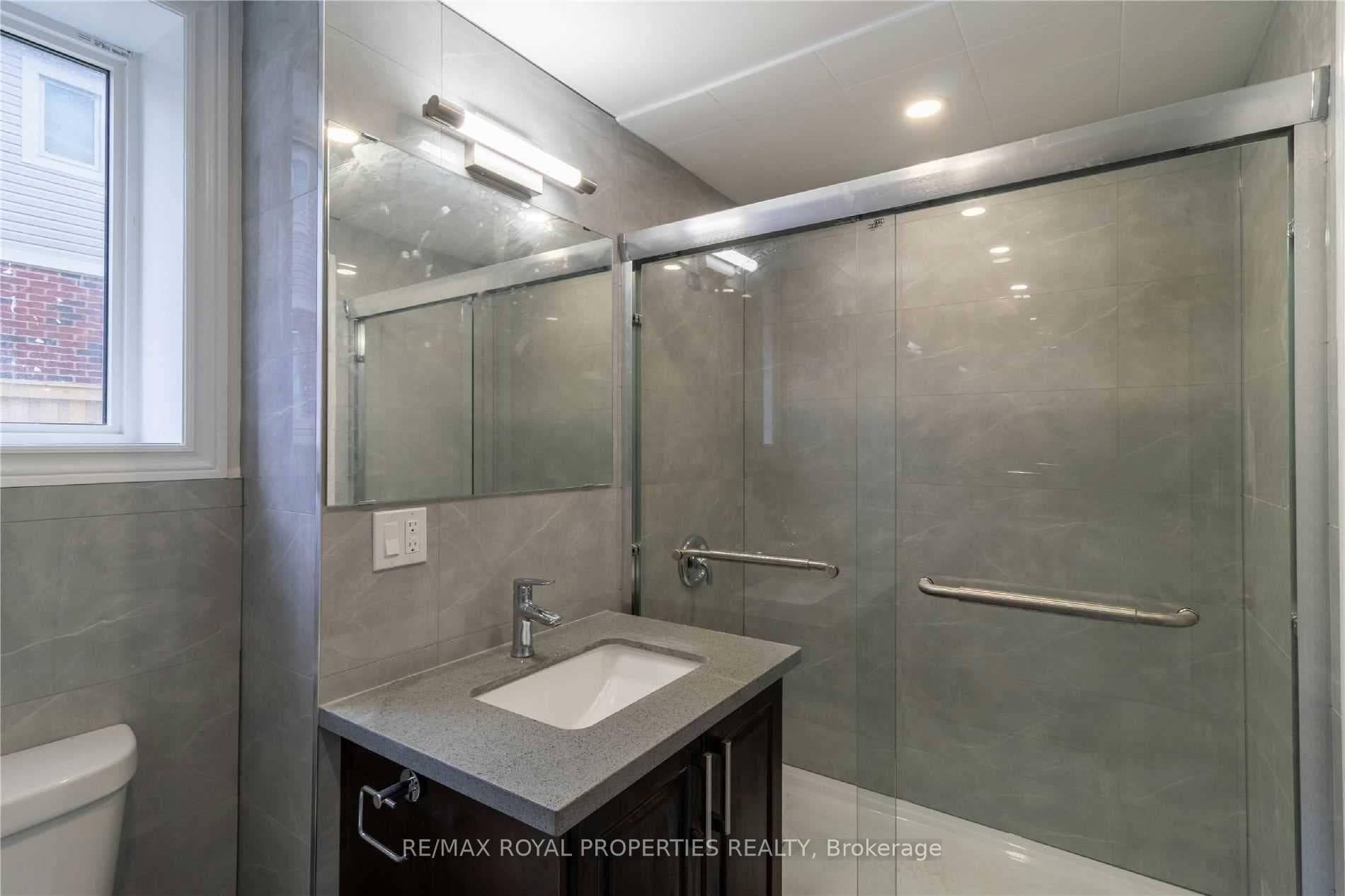 7 Willoughby Place photo 16