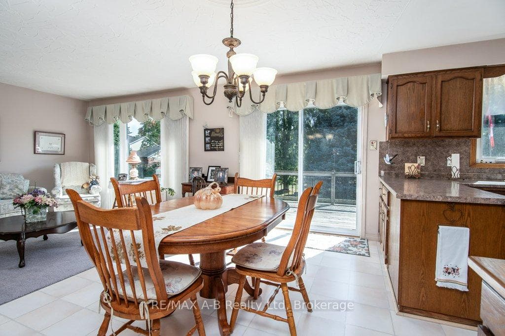 25 Baechler Avenue photo 18