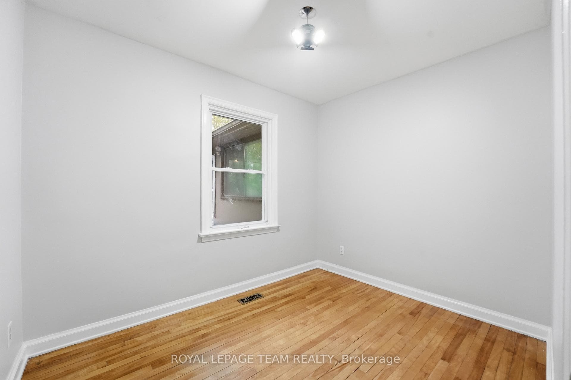 49 Crownhill Street photo 12