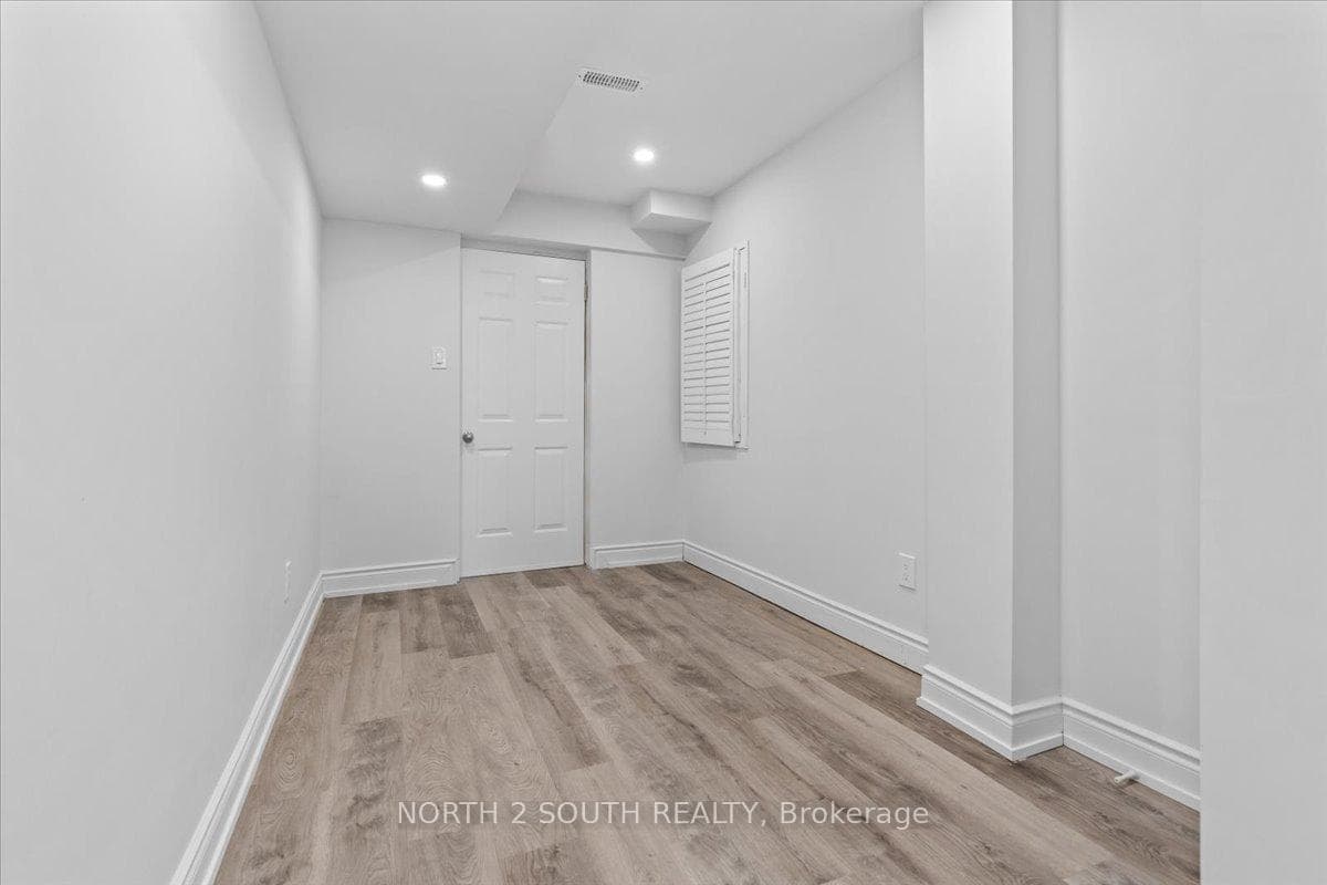 Basement den/bonus room